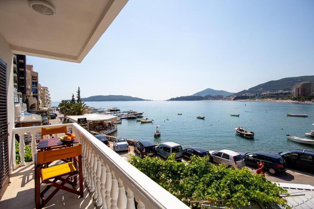 Acika Apartments Rafajlovići Dış mekan fotoğraf