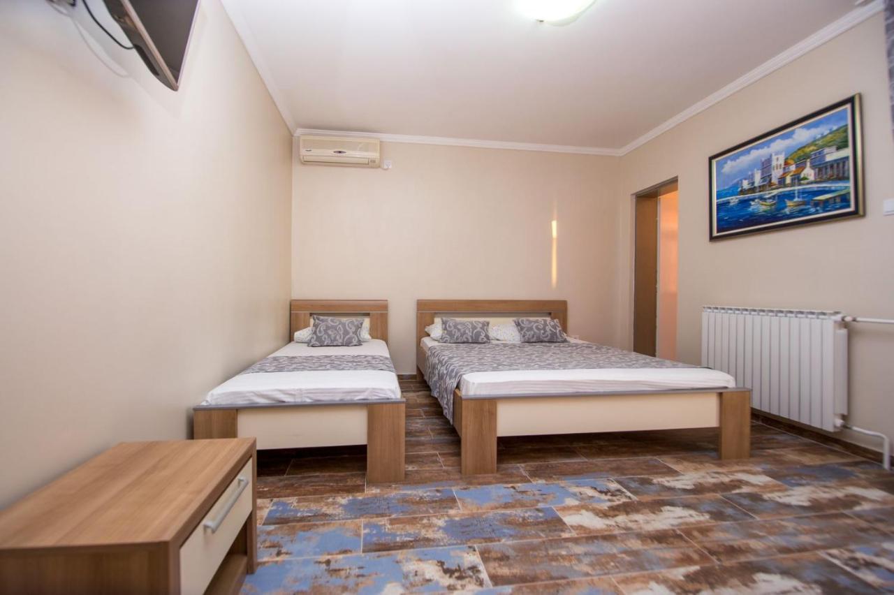 Acika Apartments Rafajlovići Dış mekan fotoğraf