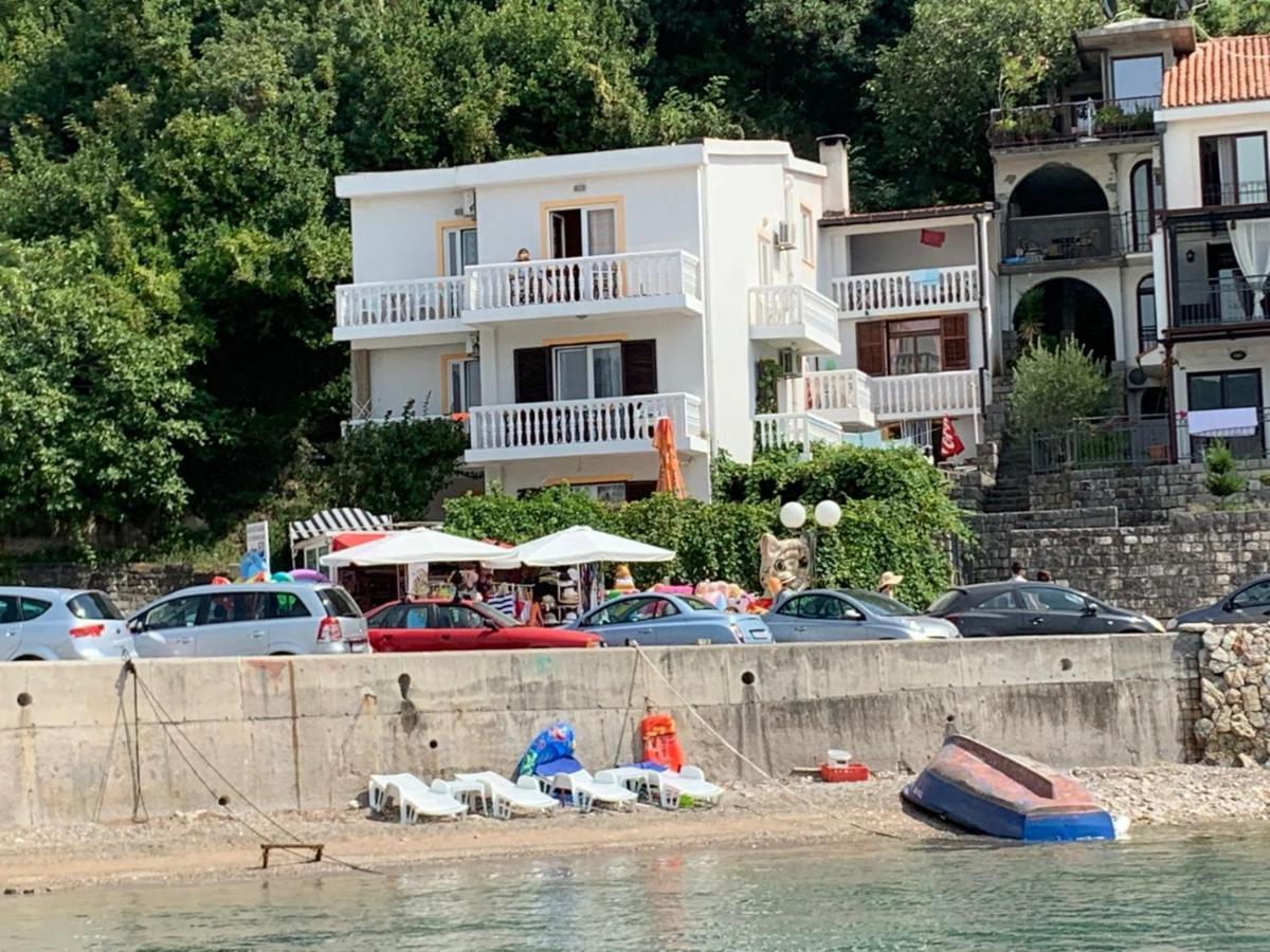 Acika Apartments Rafajlovići Dış mekan fotoğraf