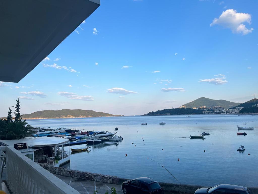 Acika Apartments Rafajlovići Dış mekan fotoğraf